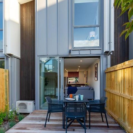 City Lights Retreat With Carpark 2 Bed 2 Bath Christchurch Dış mekan fotoğraf