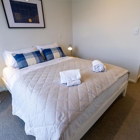 City Lights Retreat With Carpark 2 Bed 2 Bath Christchurch Dış mekan fotoğraf